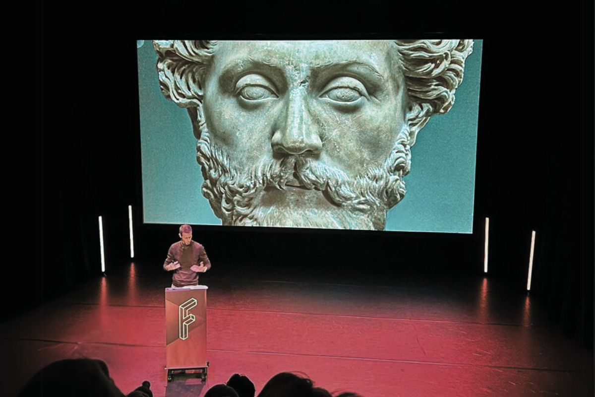 Dennis de Gruijter spreekt bij Filosofie in Den Haag